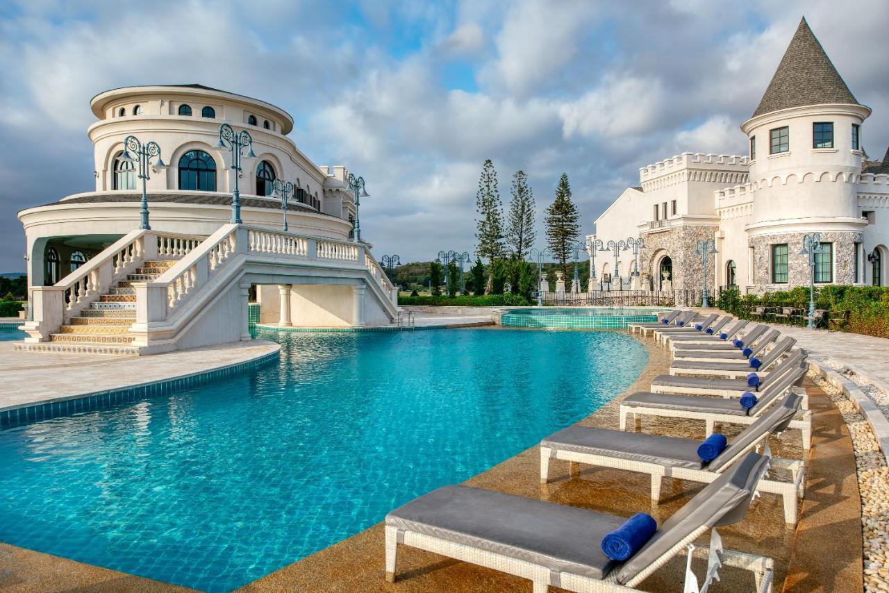 Resort Mövenpick Khao Yai 5*