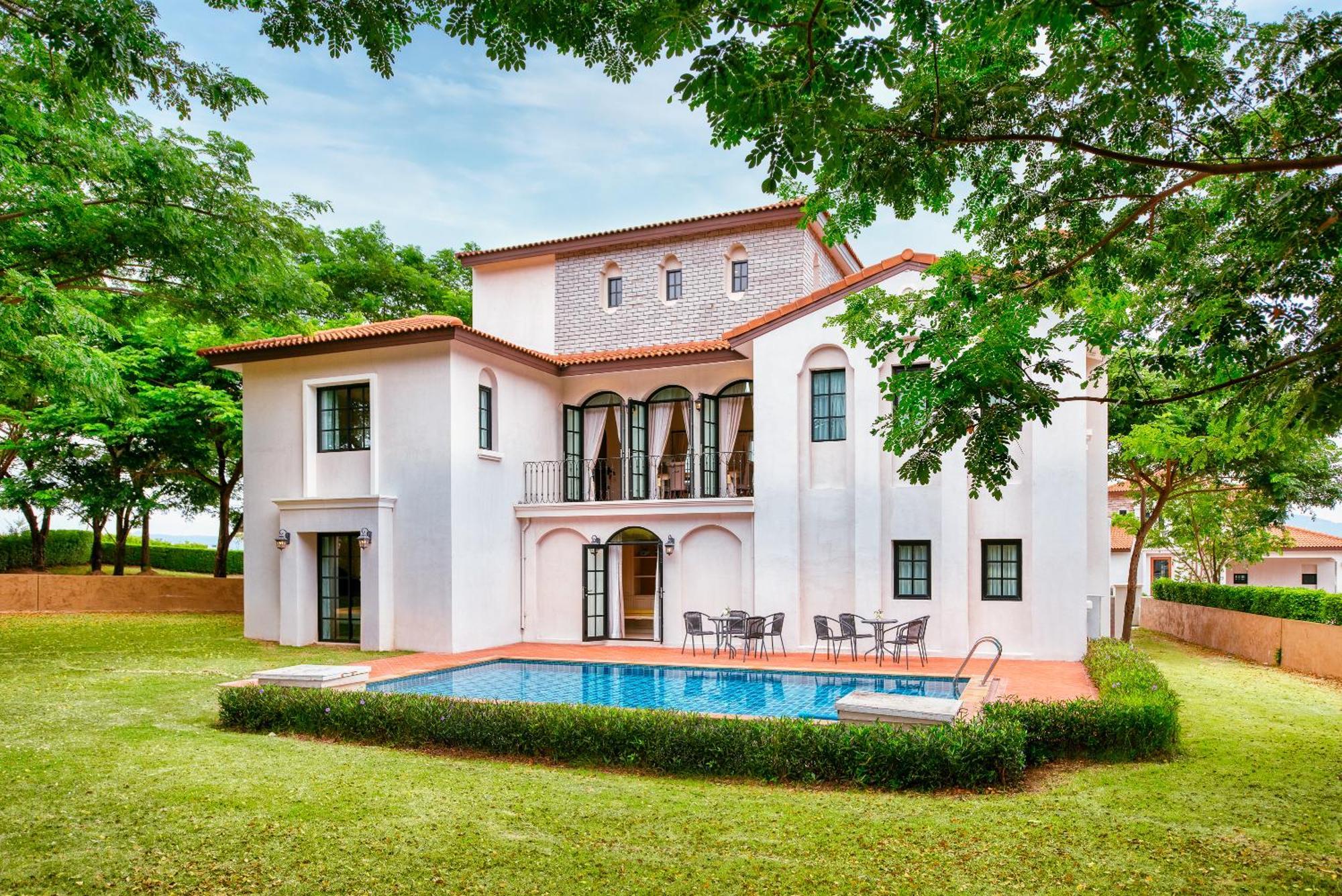 אתר נופש Moevenpick Khao Yai